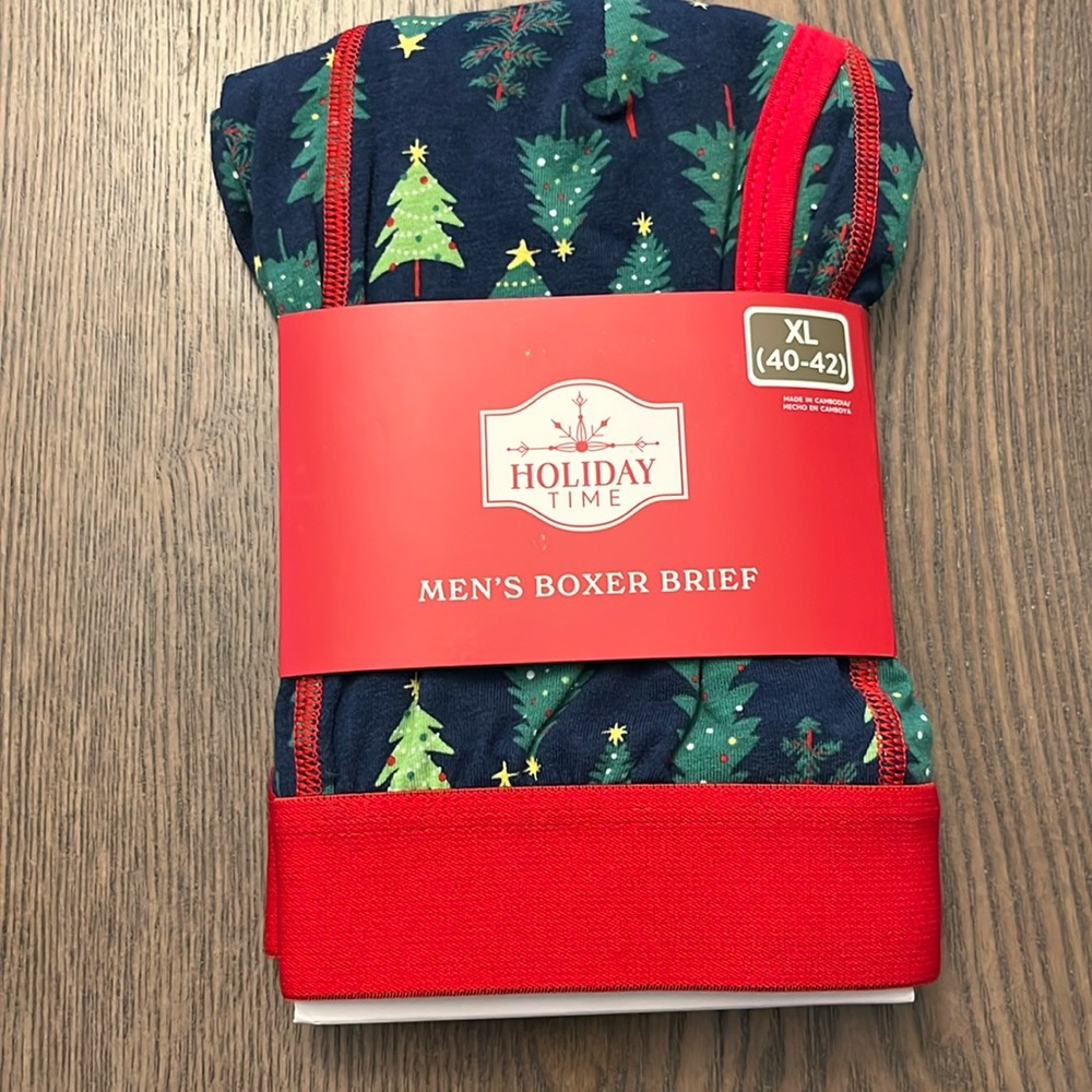 NWT men’s XL Christmas boxers